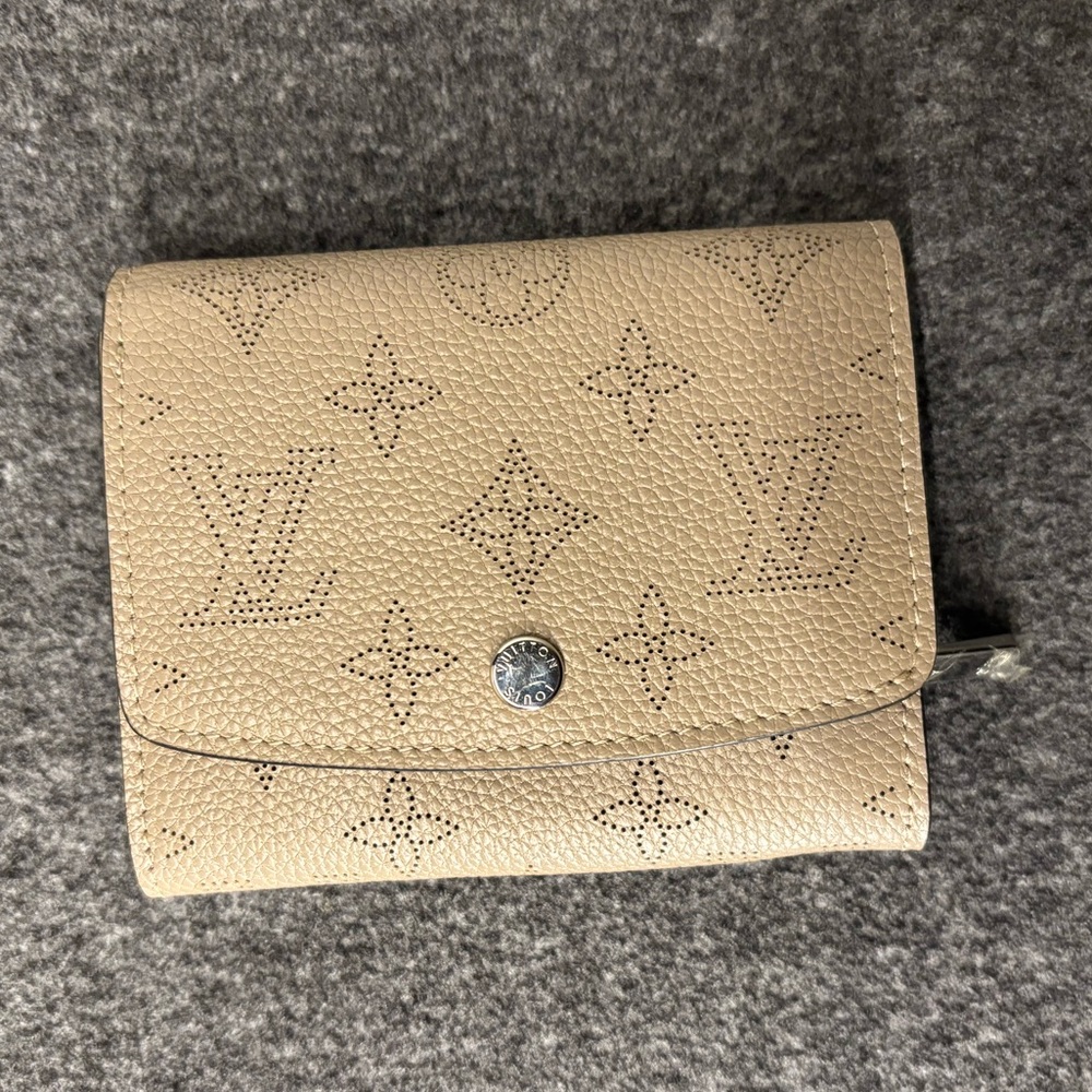 Louis Vuitton Beige Monogram Wallet